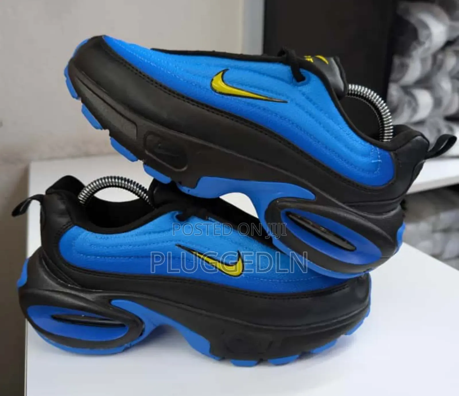 Nike Air Max Portal Sneaker