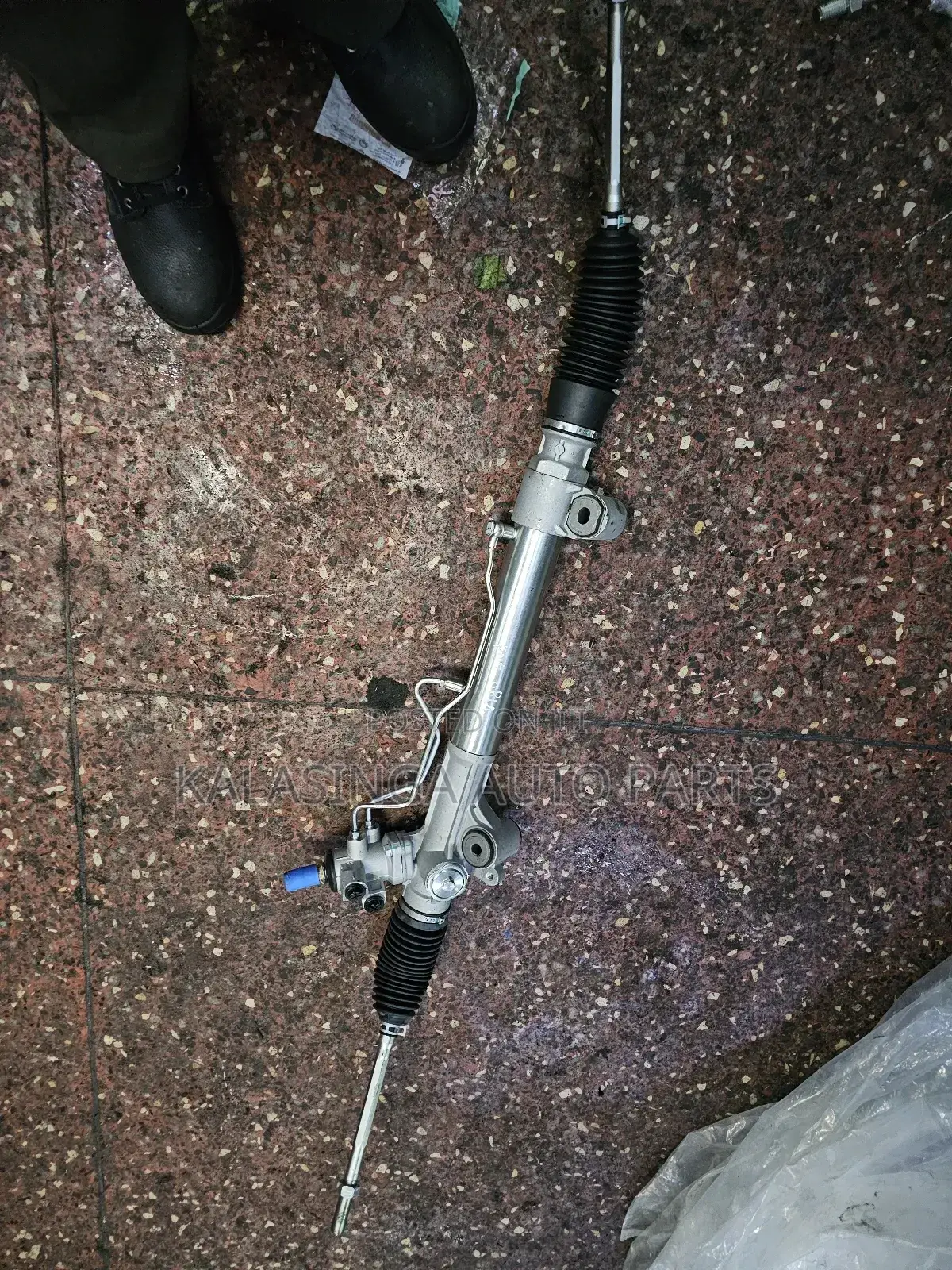 Hilux Vigo Steering Rack