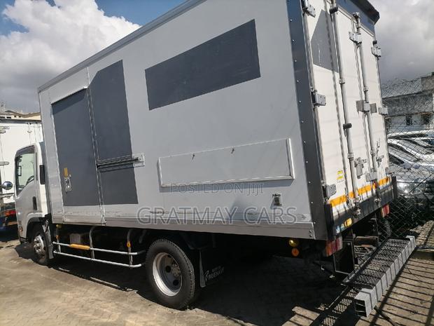 2016 Isuzu Elf Refrigerator Truck - thumbnail 2