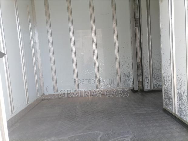 2016 Isuzu Elf Refrigerator Truck - thumbnail 3