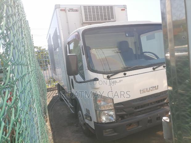 2016 Isuzu Elf Refrigerator Truck - thumbnail 11