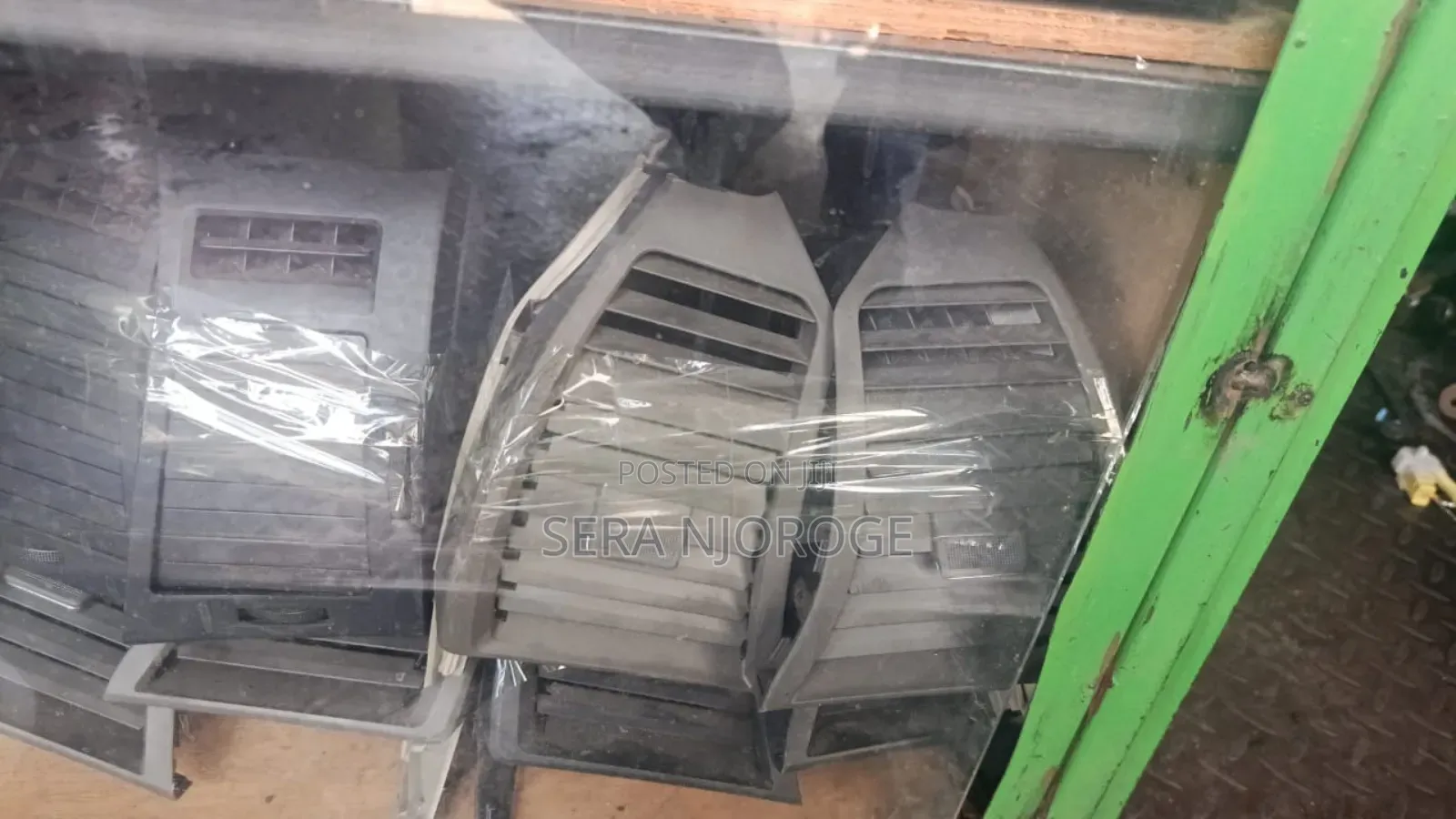Premio 260/265 Dashboard Vents