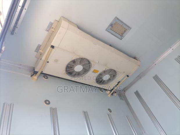 2016 Isuzu Elf Refrigerator Truck - thumbnail 19