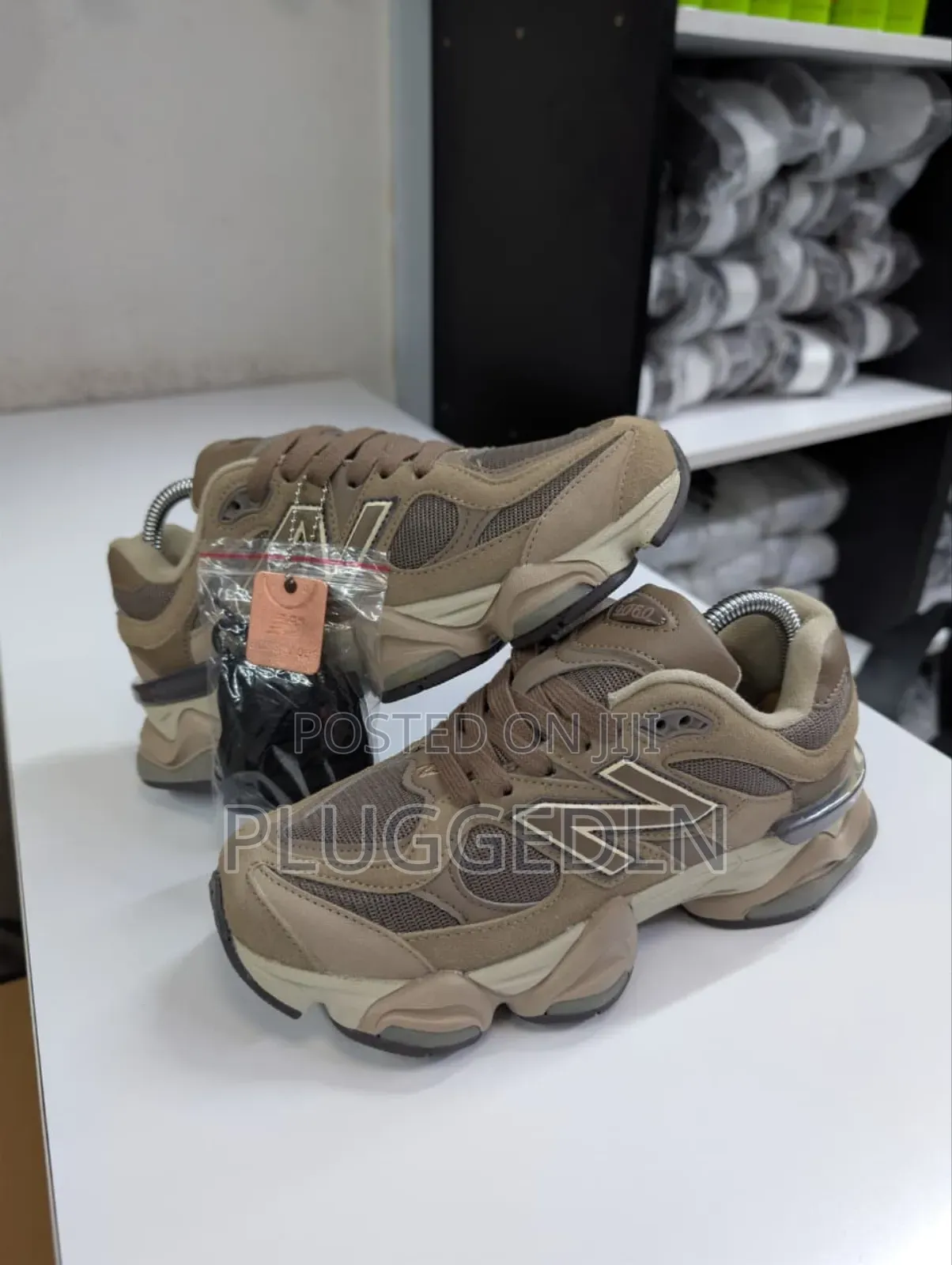 New Balance 9060 Timberwolf Sneakers