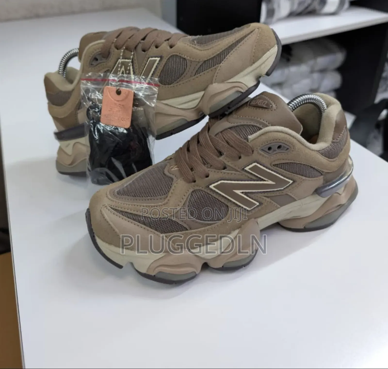 New Balance 9060 Timberwolf Sneakers