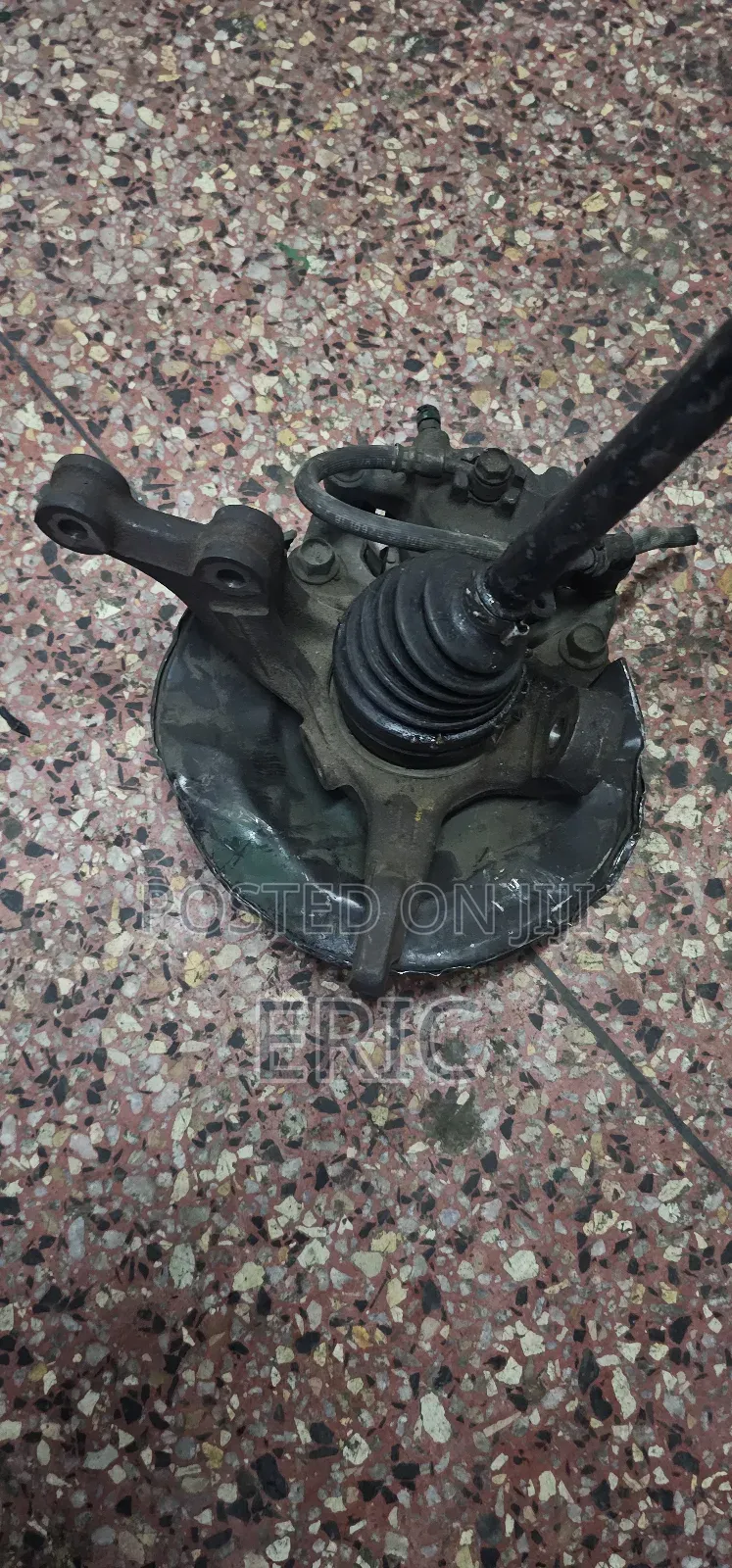 Honda 2005 Front Hub