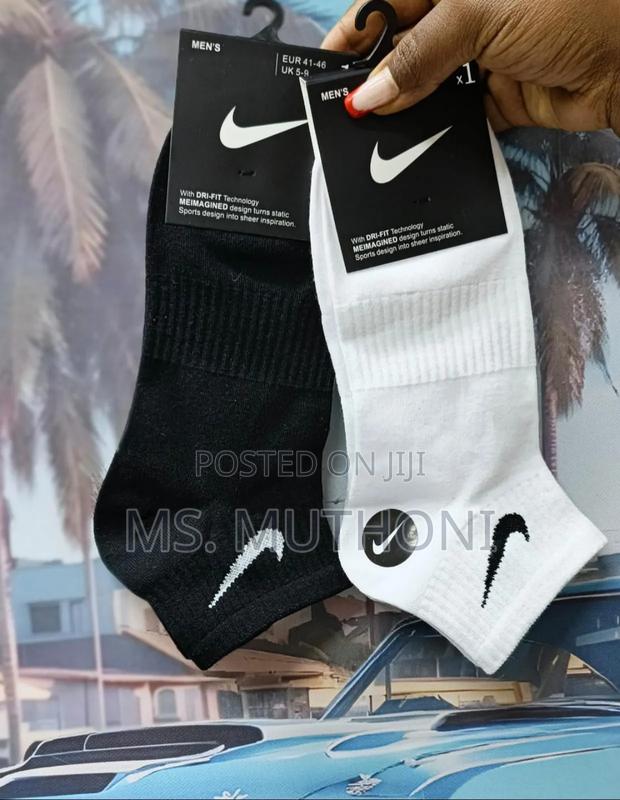 White and Black Nike Socks  Both Long and Short Available Quality - thumbnail 2