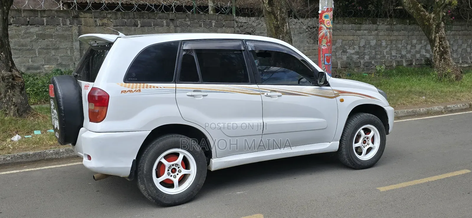 Toyota RAV4 2005 White