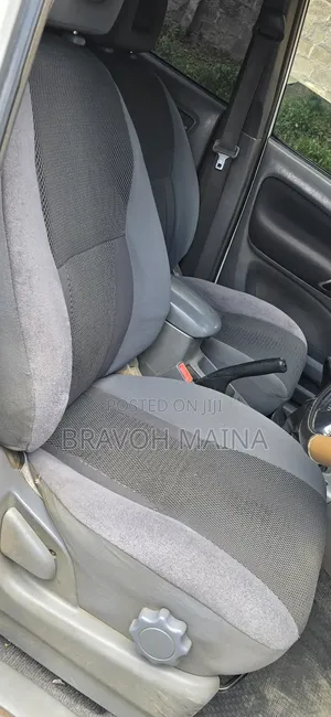 Toyota RAV4 2005 White