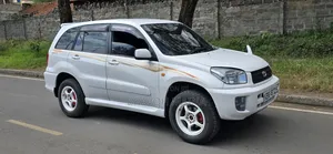 Toyota RAV4 2005 White