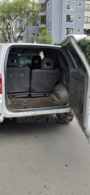 Toyota RAV4 2005 White