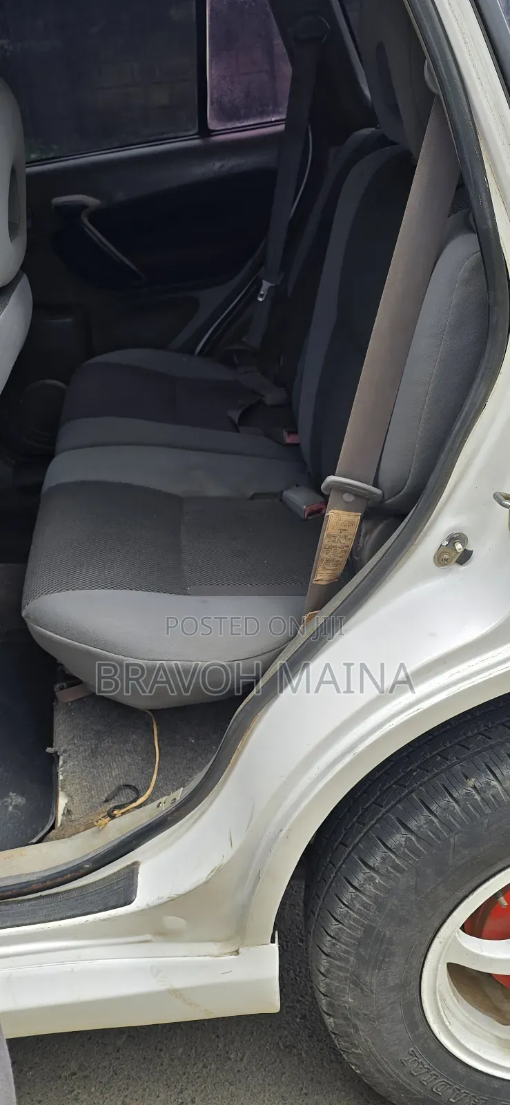 Toyota RAV4 2005 White