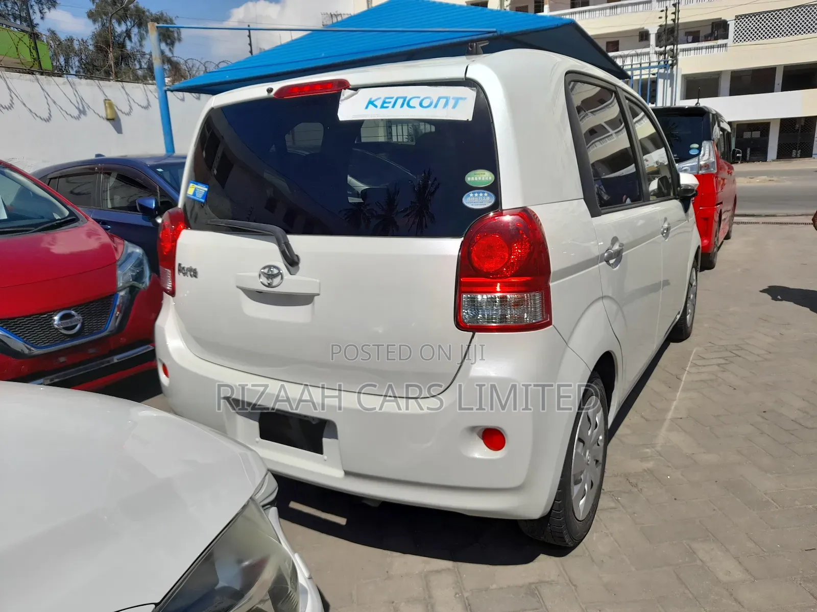 Toyota Porte 2020 White