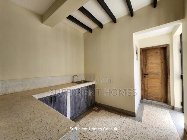 4bdrm Maisonette in Ruaka for sale - thumbnail 8