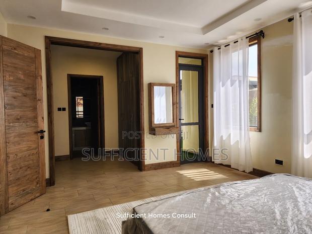 4bdrm Maisonette in Ruaka for sale - thumbnail 16