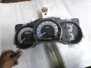 Hilux Clock Vigo