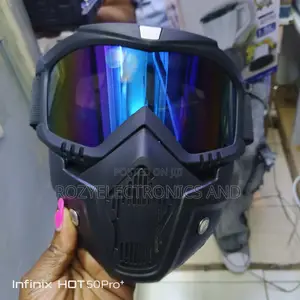Helmet/Helmet