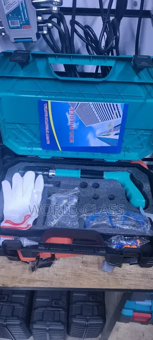 Brand New Rivet Gun