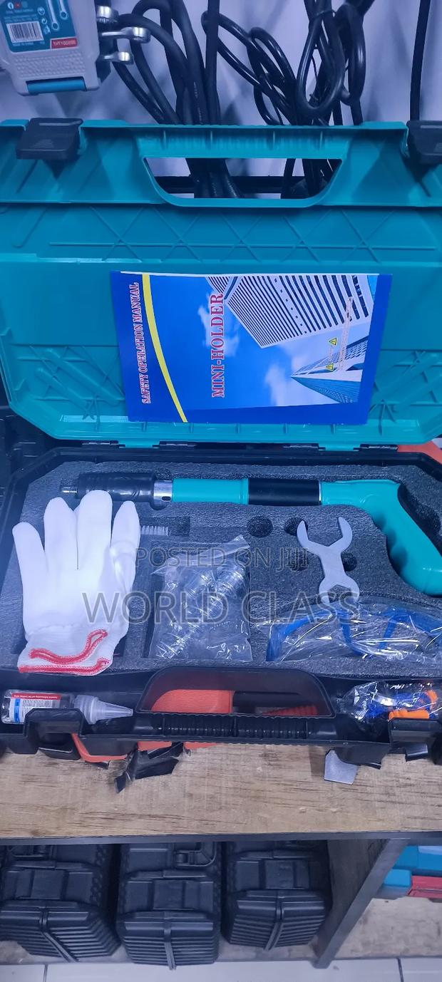 Affordable Manual Rivet Gun - thumbnail 2