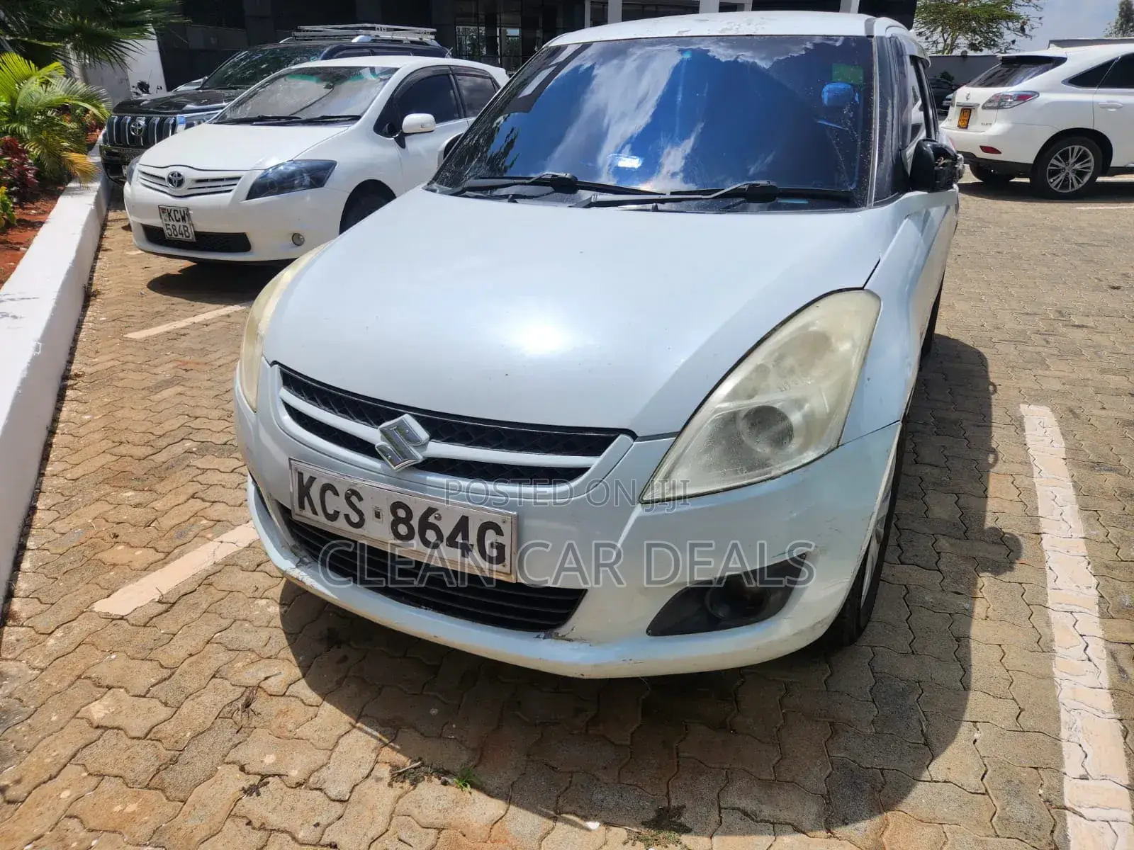 Suzuki Swift 2011 White
