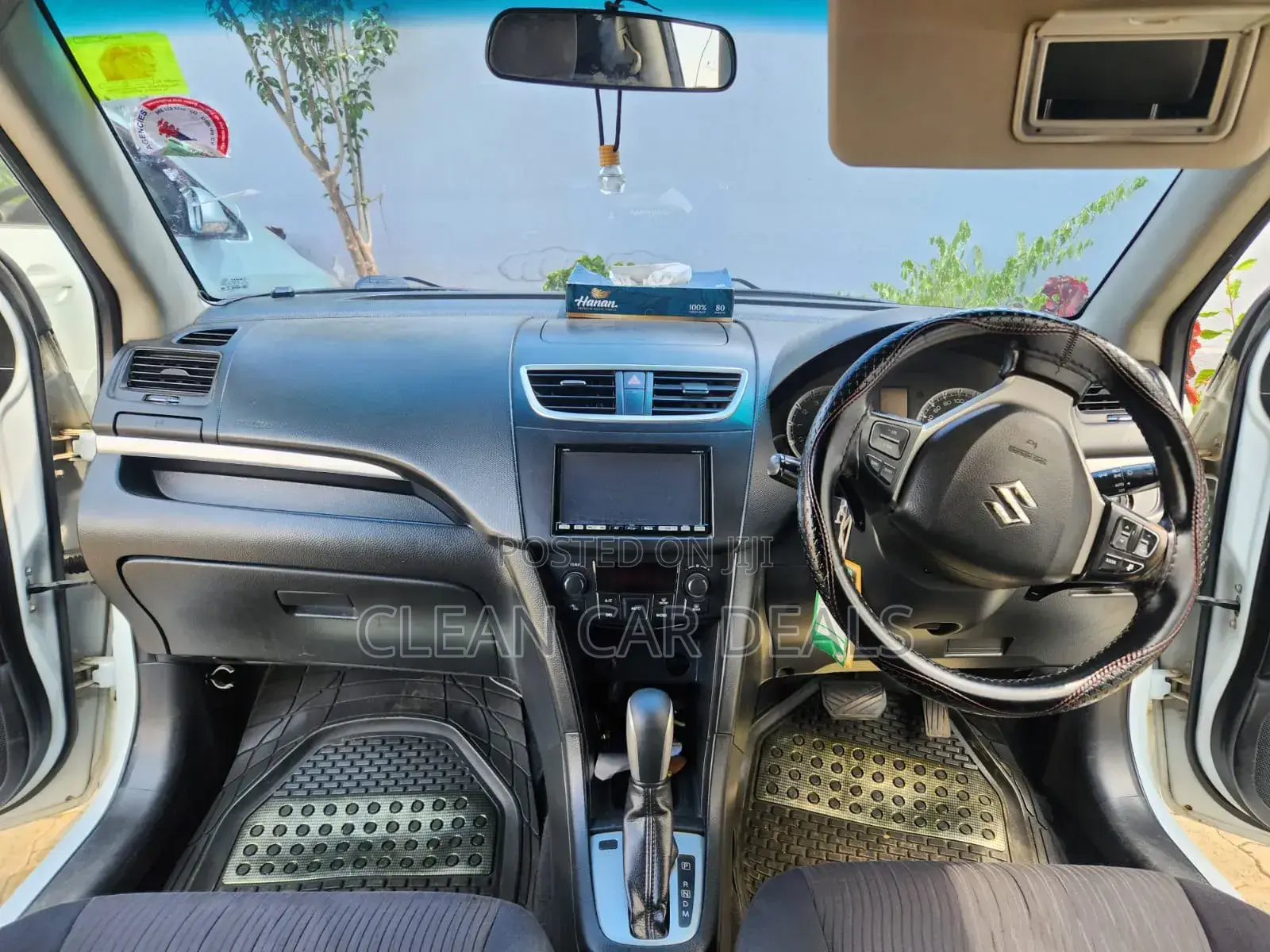 Suzuki Swift 2011 White