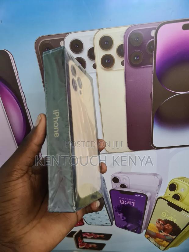 Apple iPhone 13 Pro Max 256 GB Gold - thumbnail 3