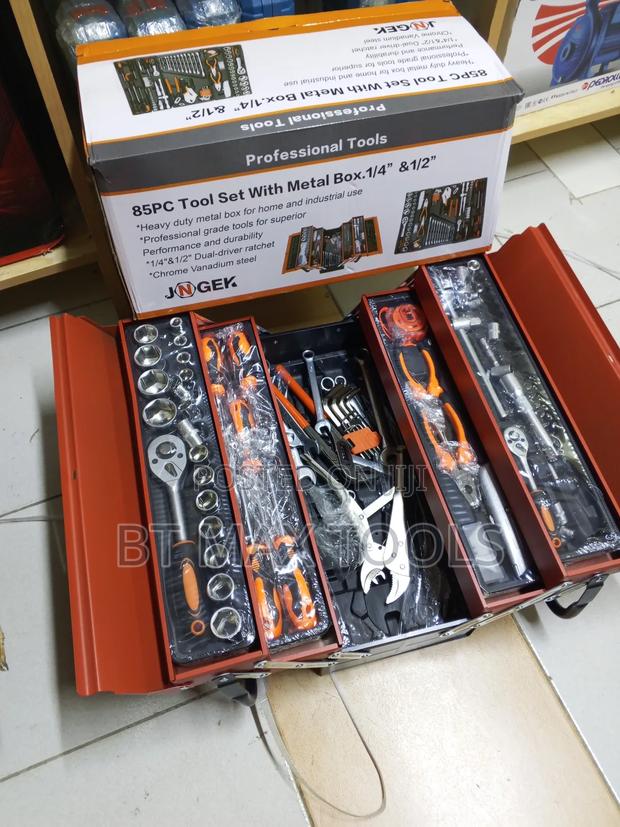 850pcs Tool Set With Metal 1/4" 1/2"