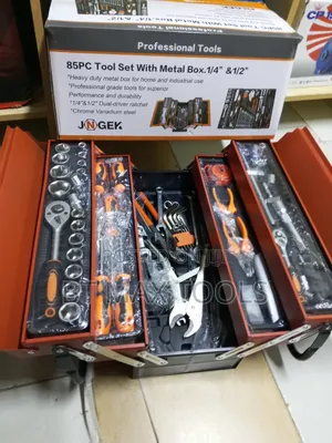 850pcs Tool Set With Metal 1/4" 1/2"