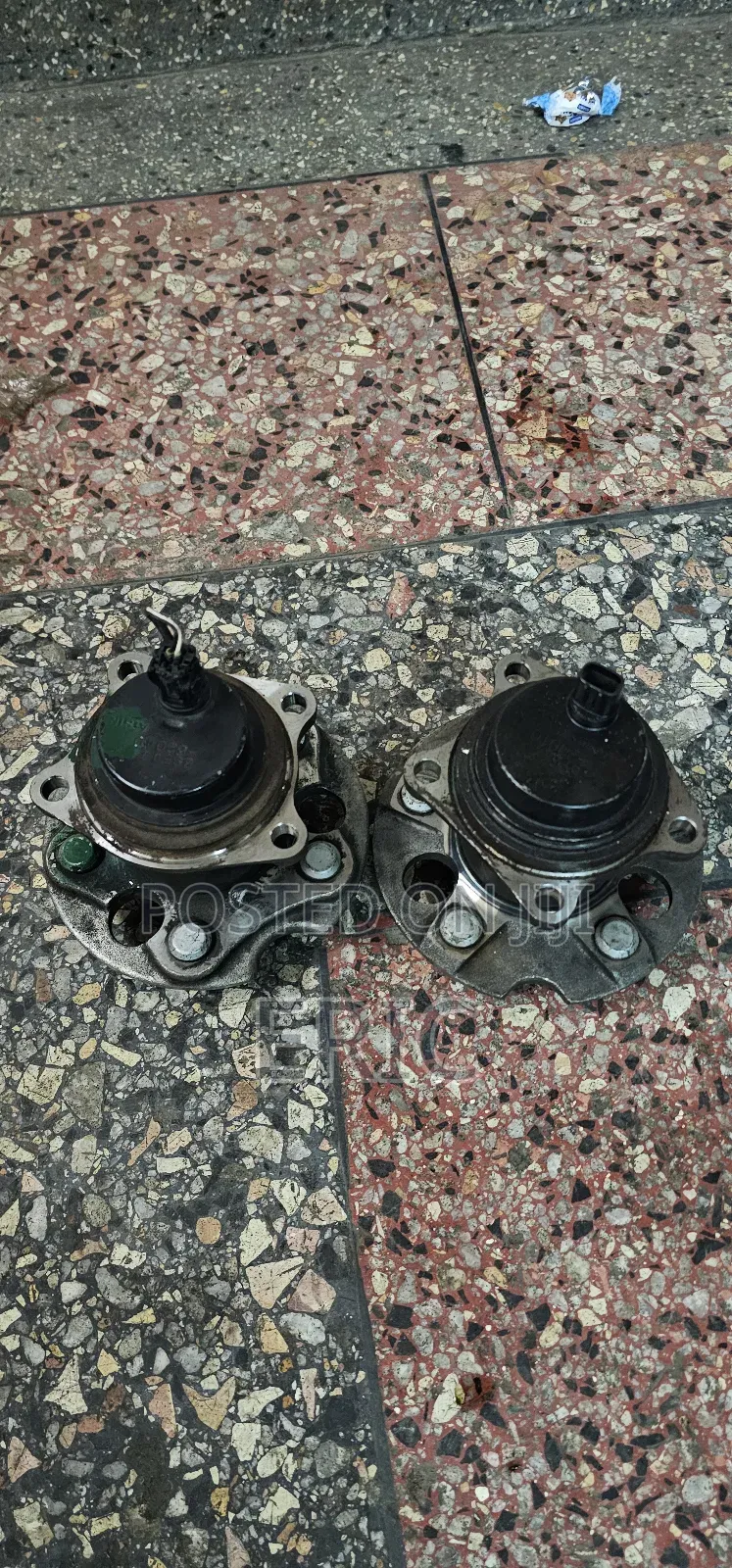 Rear Hub Toyota Noah