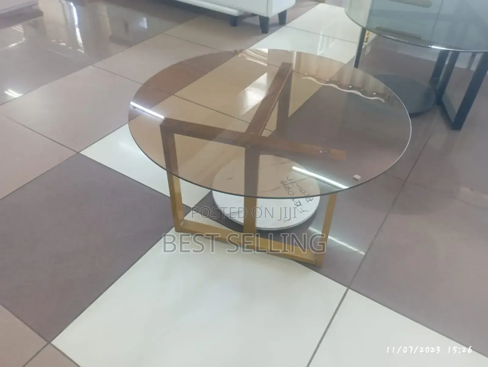 Top Glass Coffee Table