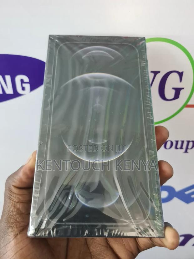 Apple iPhone 12 Pro Max 256 GB Gray - thumbnail 5