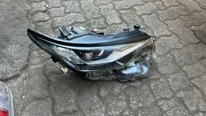 Toyota Auris2016 Headlight