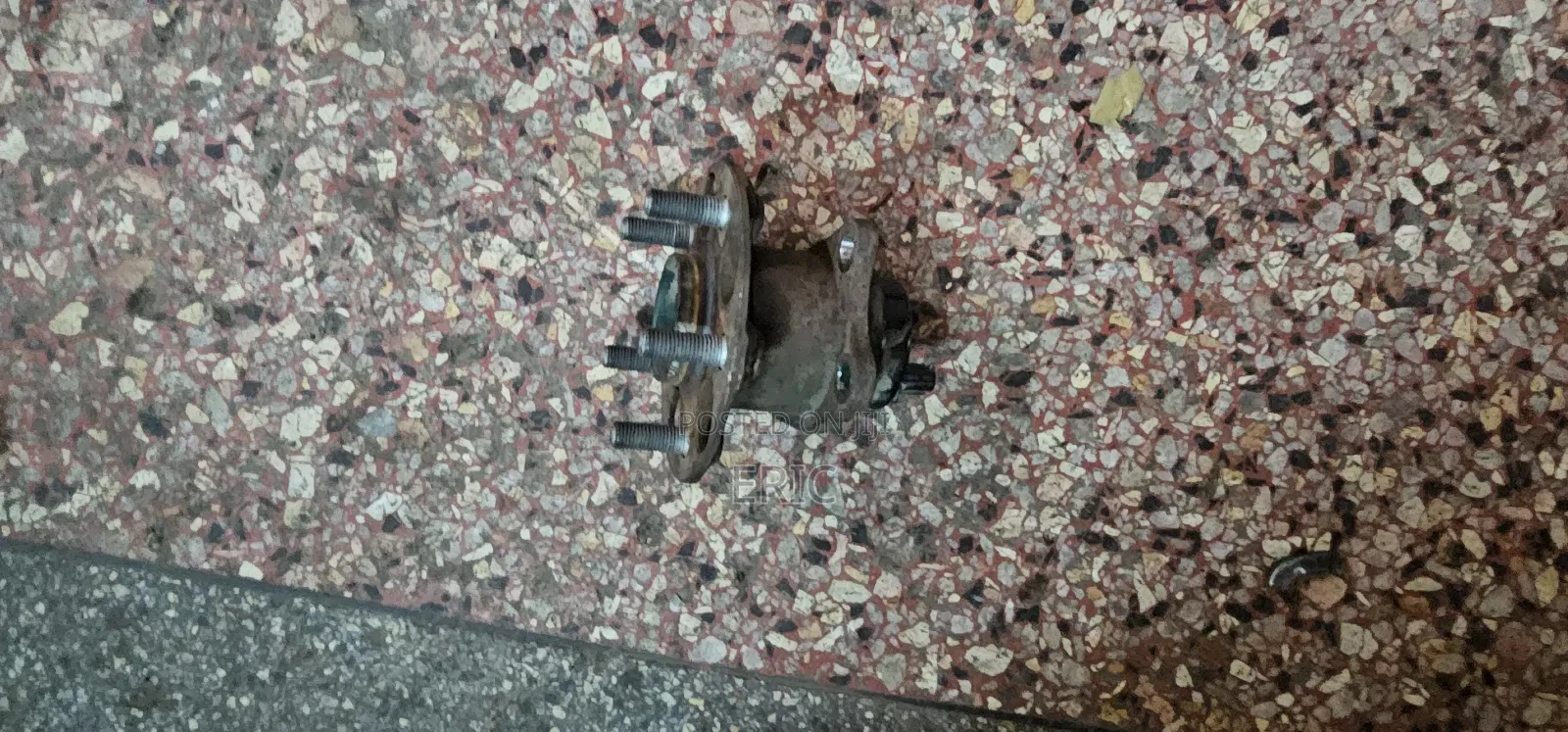 Rear Hub Toyota Ractis