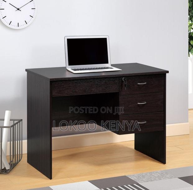 Office Desk; 0.9 Meter Generic 3 Drawer Wooden Home Office Desk