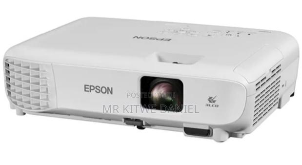 Epson Eb W53 4000 Lumens Projector - main view