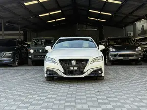 Toyota Crown 2019 Pearl