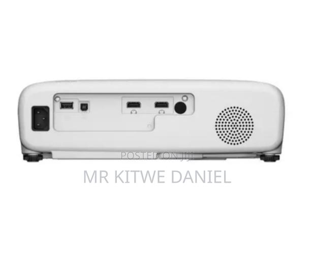 Epson Eb W55 4000 Lumens Projector - thumbnail 3