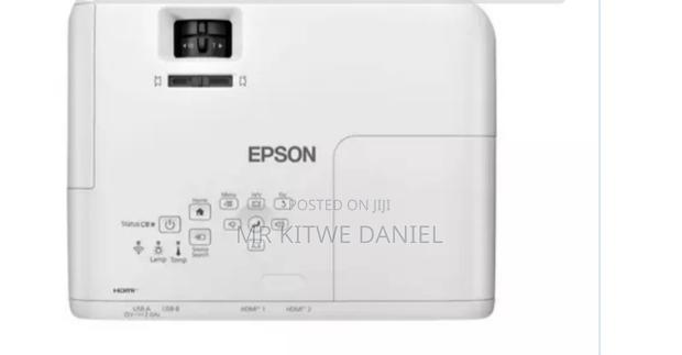 Epson Eb W55 4000 Lumens Projector - thumbnail 4