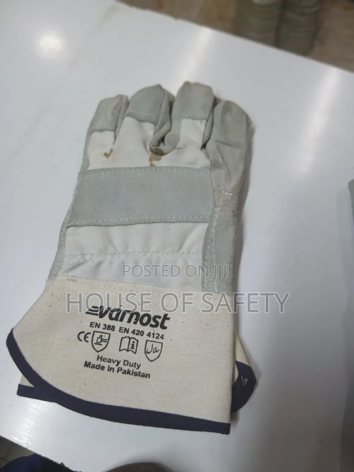 Grey Leather Gloves Wrist Size