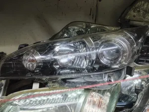 Toyota Wish Zge20 Xenon Headlight