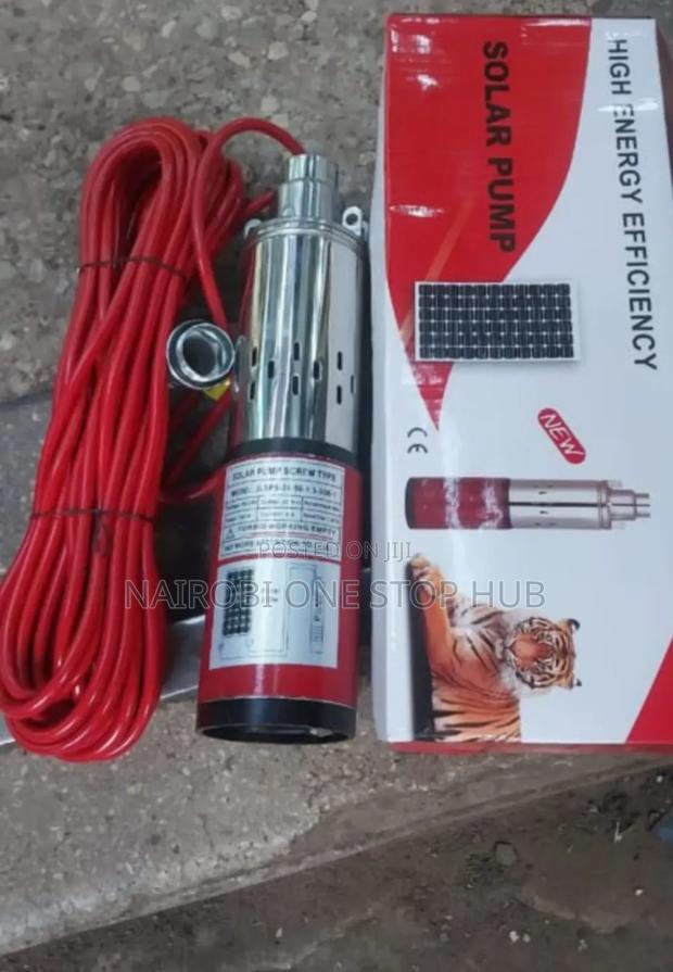 Submersible Solar Water Pump and Its Packaging. - main view