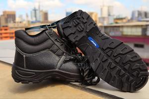 Black Vaultex Industrial Steel-toe Safety Boots *