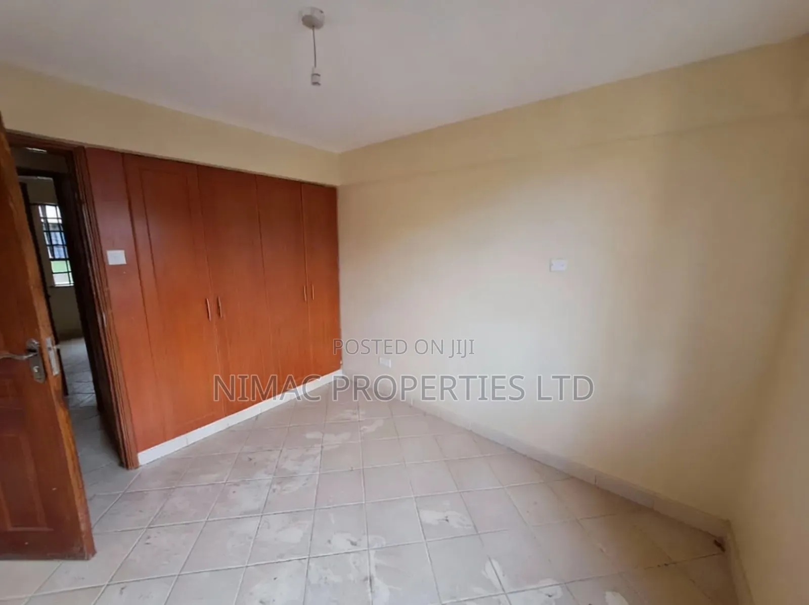 2bdrm Block of Flats in Erungu Apartment, Ngong CBD for sale
