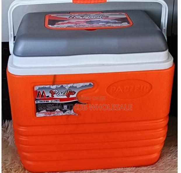 61 Litres Pacific Cooler Box - main view