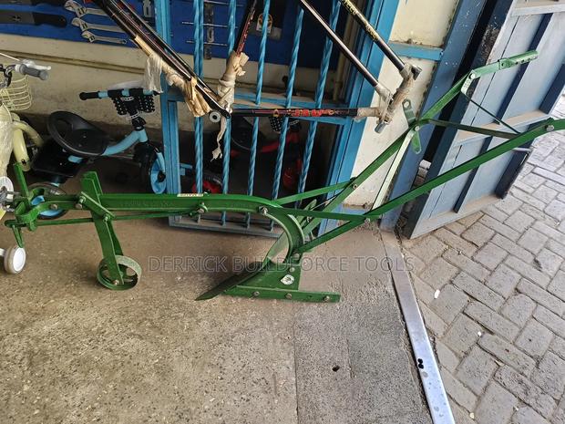 Brand New Manual Ox Plough - thumbnail 3