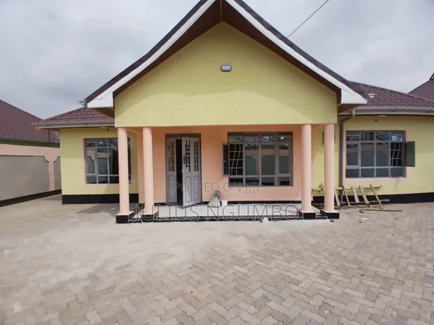 3bdrm Bungalow in Mugutha, Ruiru for rent
