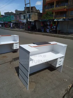 Heavy Duty Reception Table