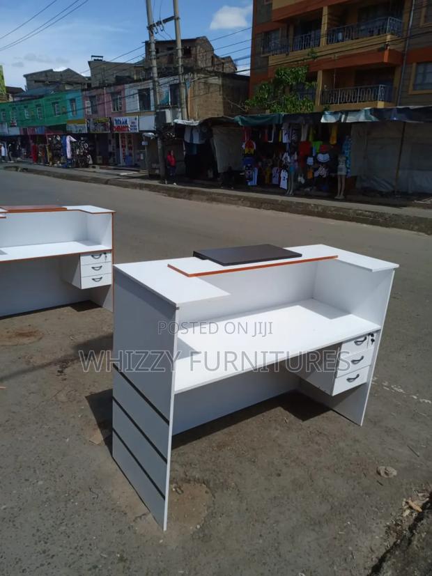 Heavy Duty Reception Table