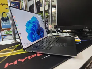 Laptop Dell Precision 5550 32GB Intel Core I9 SSD 512GB