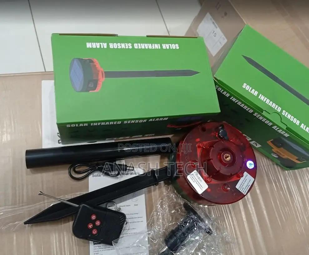 Loud 110db Siren With Flashing Red Lights to Instantly Deter Intruders